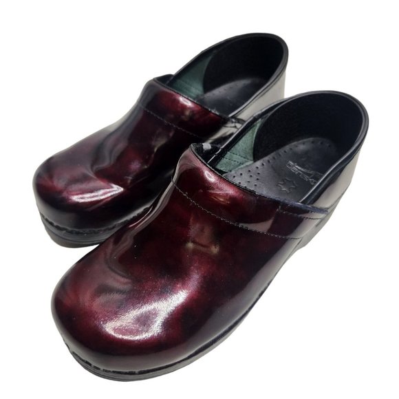 Dansko Professional Clog Shoes EU 41 US 10.5/11 Red Burgundy Leather Shoes - Picture 2 of 9